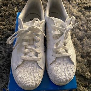 Superstar 2 J Sneakers